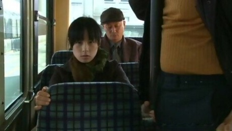 Japanese Babe Enjoys Blowing A Horny Guy She Met On The Bus