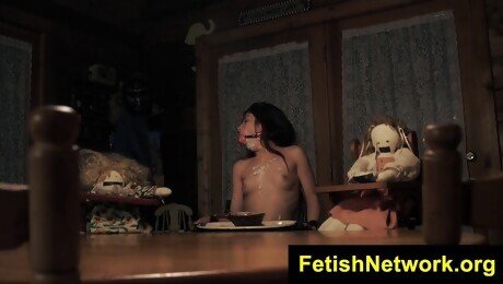 TeensInTheWoods Sally Squirtz cabin bdsm