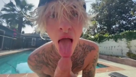 Sexy Bi Big Dick Daddy Muscle Hunk & Hot Trans Male Ftm Outdoor Passionate Sex Fucking By The Pool